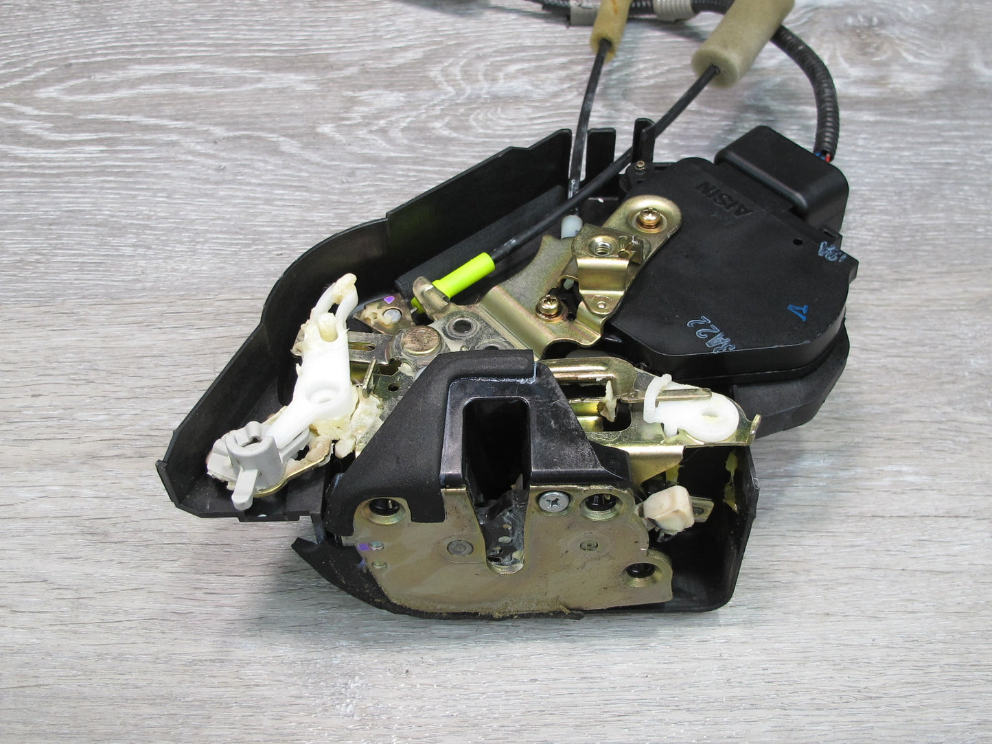02-06 Lexus UCF30L LS430 Rear Left Door Lock Latch Actuator NO Soft Close OEM