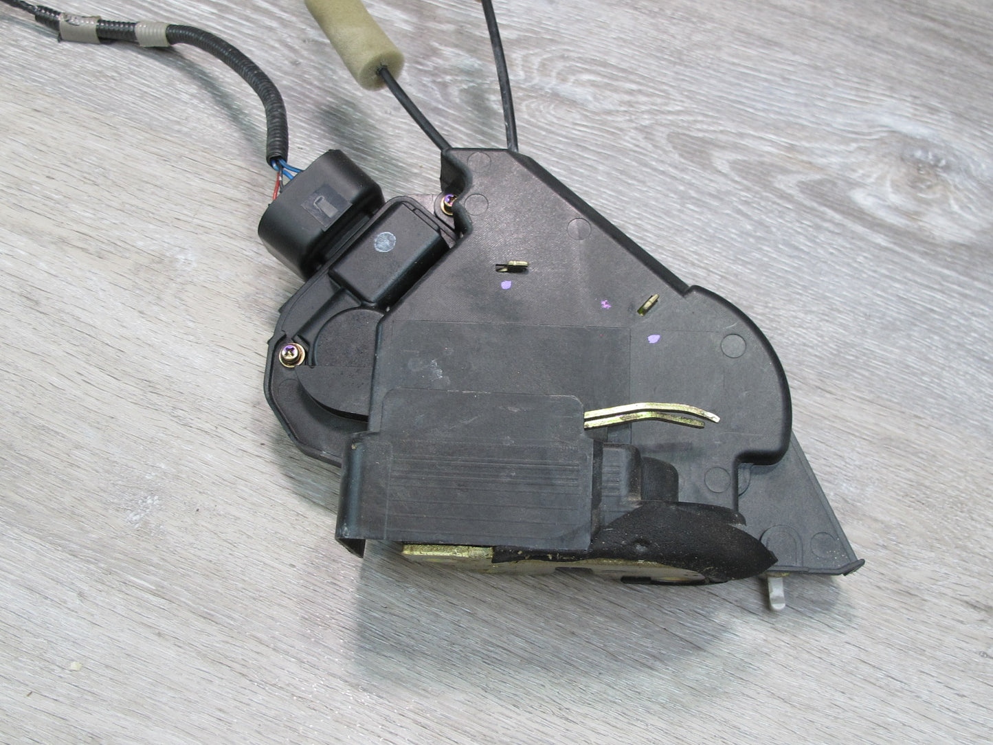 02-06 Lexus UCF30L LS430 Rear Left Door Lock Latch Actuator NO Soft Close OEM