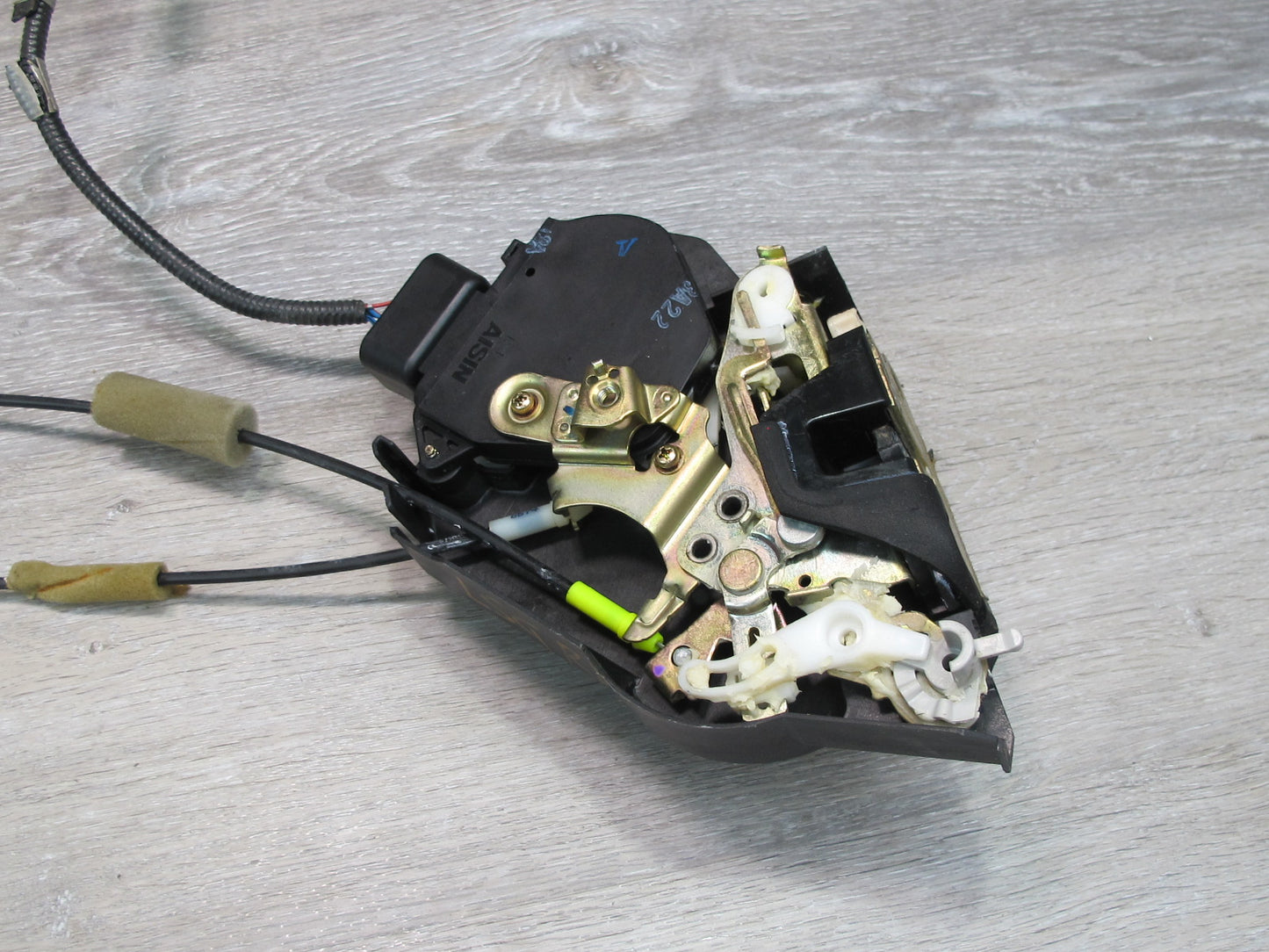 02-06 Lexus UCF30L LS430 Rear Left Door Lock Latch Actuator NO Soft Close OEM