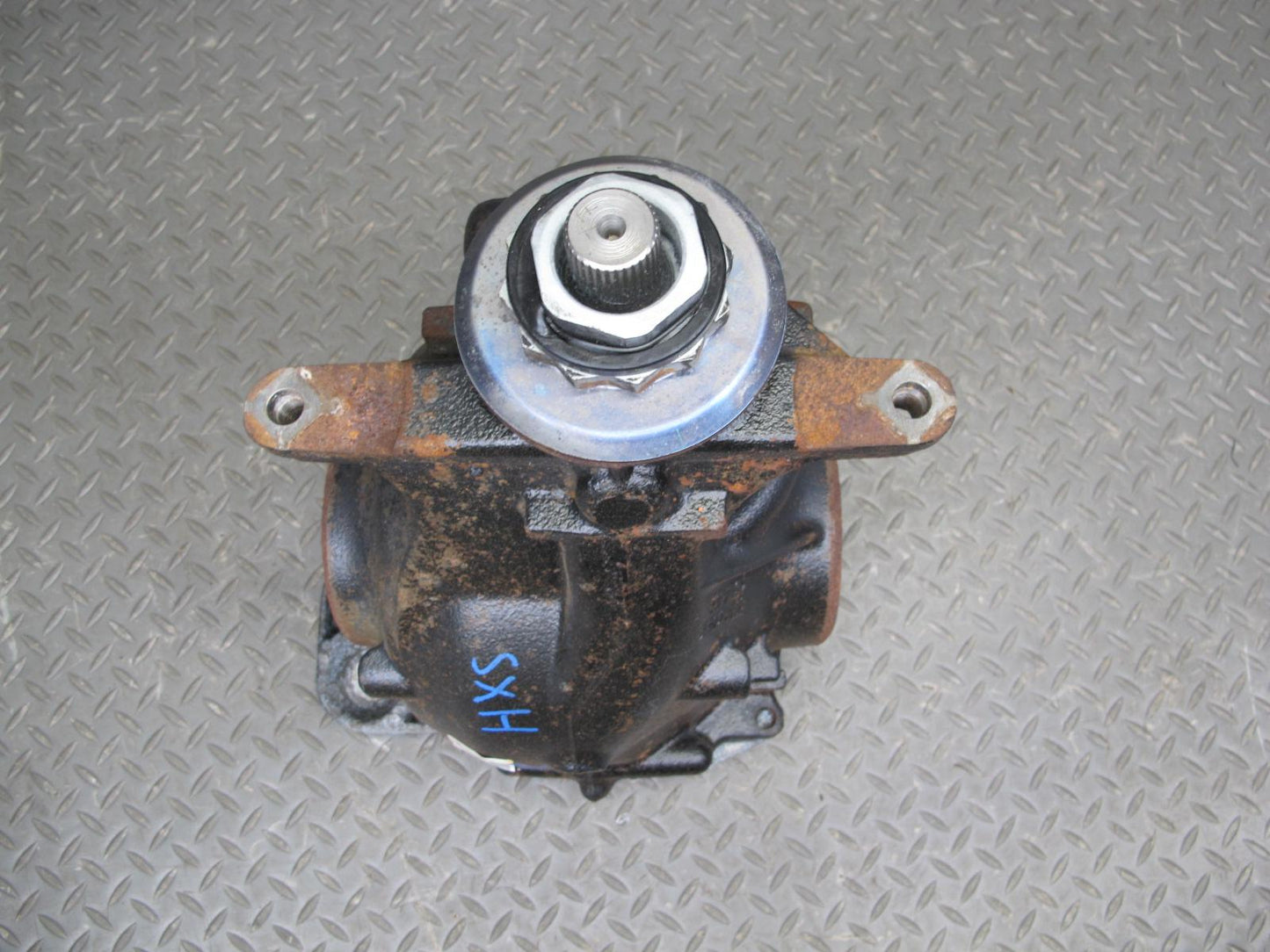2010-2011 BMW X6 E71 E72 Rear Axle Differential Carrier Gear Ratio 3.64