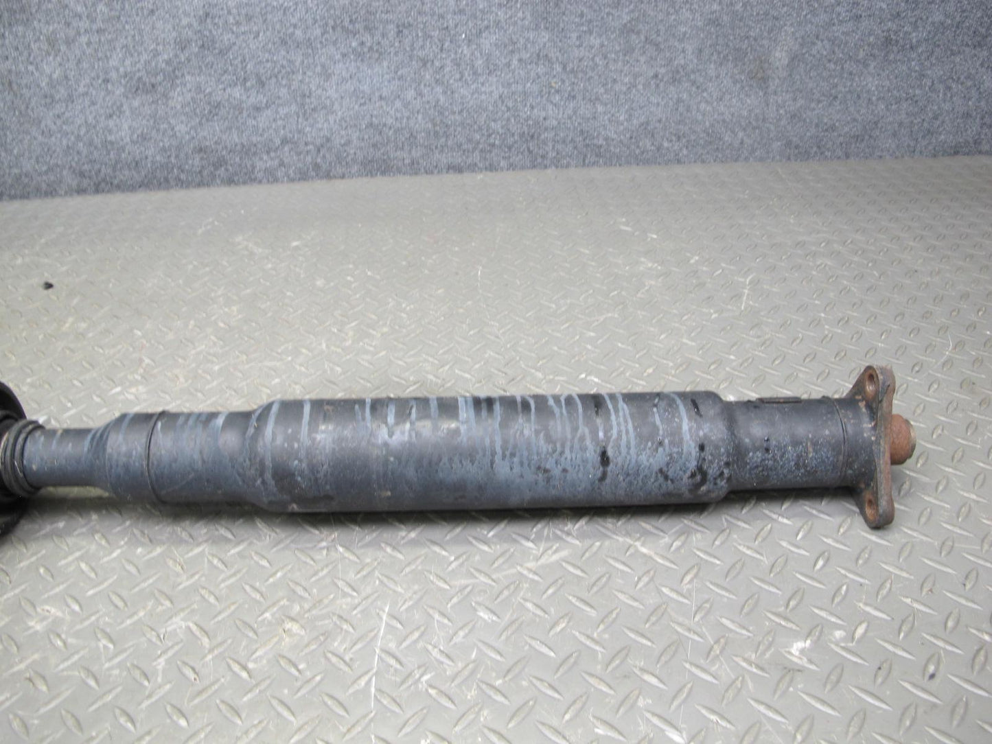 2008-2014 BMW E71 E72 X6 4.4L AWD Rear Drive Shaft Driveshaft