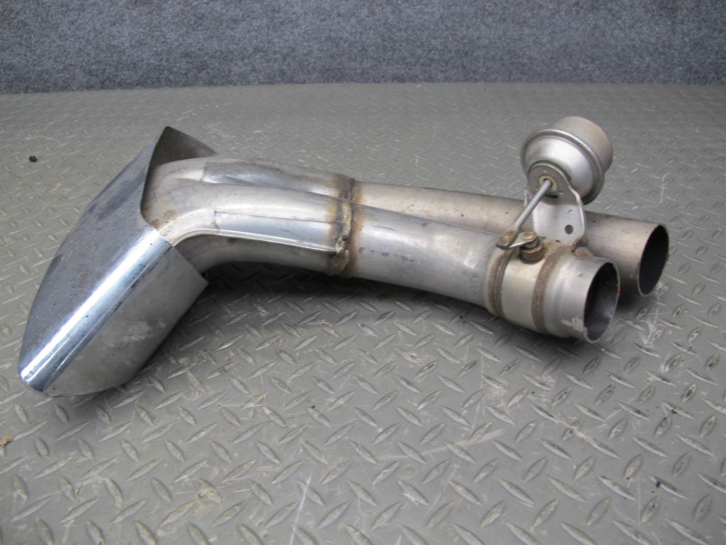2008-2014 BMW X6 E71 E72 4.4L N63 Rear Back Exhaust Muffler Chrome Tips Set