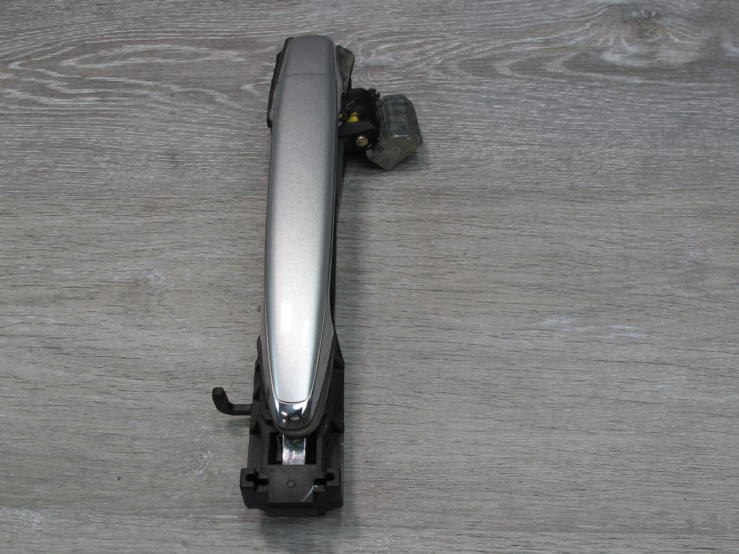 01-03 Lexus UCF30L LS430 Rear Left & Right Door Exterior Handle Set Silver OEM