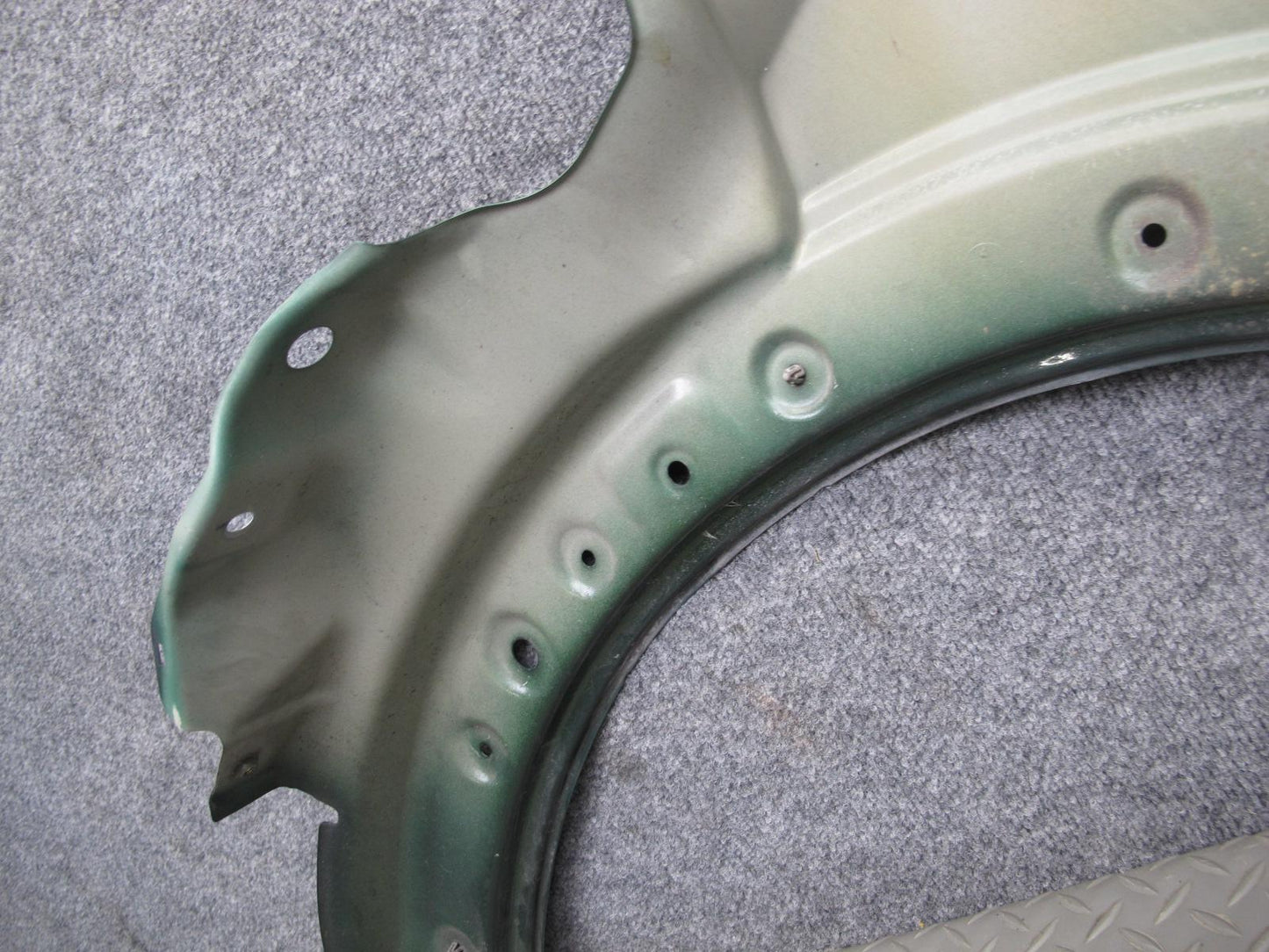 07-13 Mini R55 R56 R57 R58 R59 Front Right Fender Shell Cover Panel Green OEM