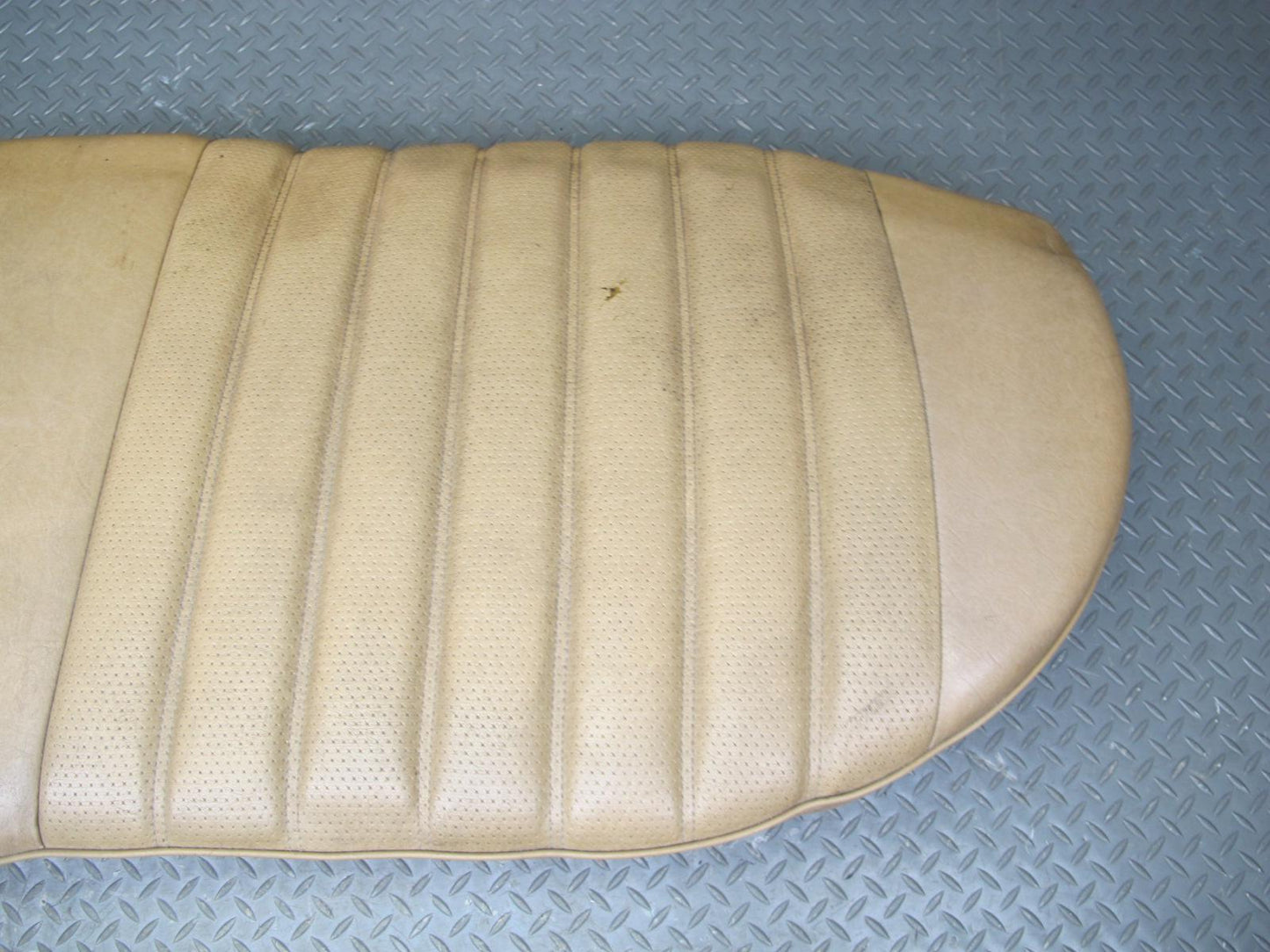 77-85 Mercedes W123 Sedan Rear Leather Seat Upper Lower Cushion Set Palomino OEM