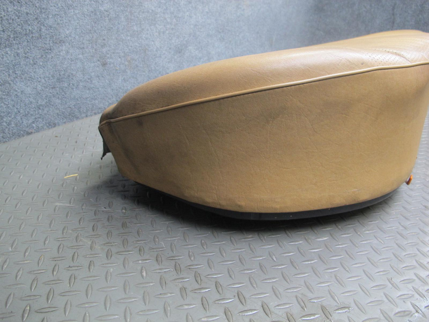 77-85 Mercedes W123 Sedan Rear Leather Seat Upper Lower Cushion Set Palomino OEM
