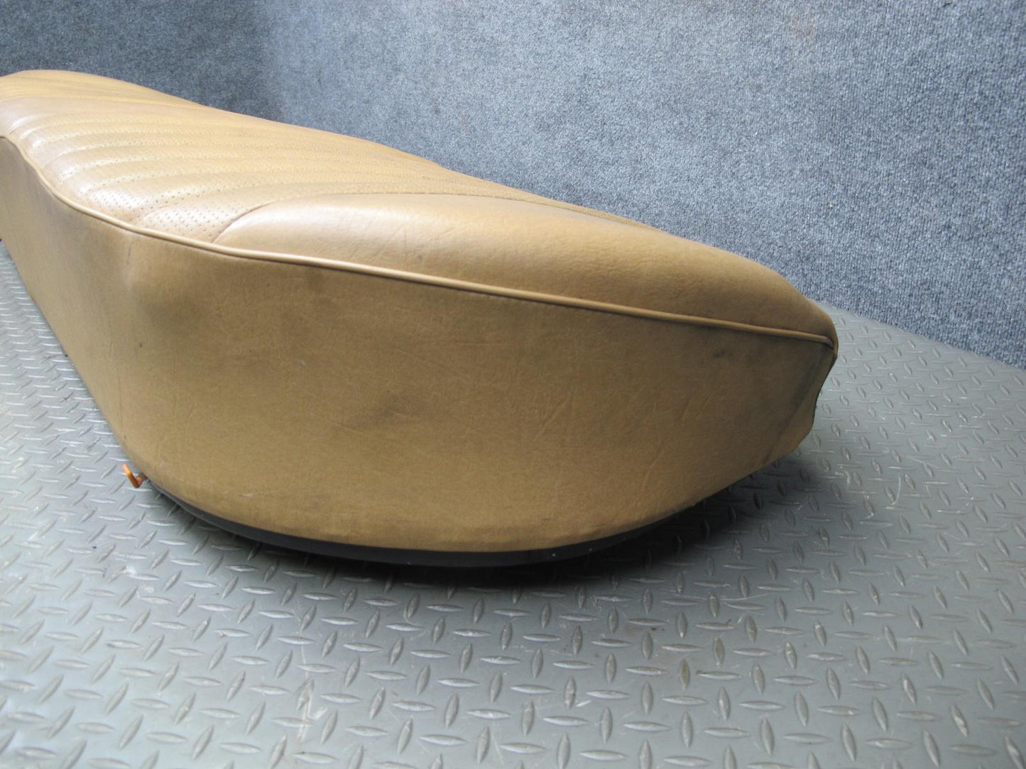77-85 Mercedes W123 Sedan Rear Leather Seat Upper Lower Cushion Set Palomino OEM