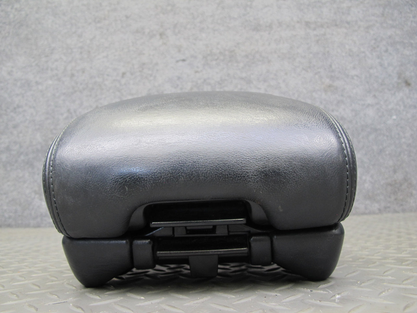 98-00 Lexus UCF20L LS400 Center Console Armrest Lid Storage w Phone OEM