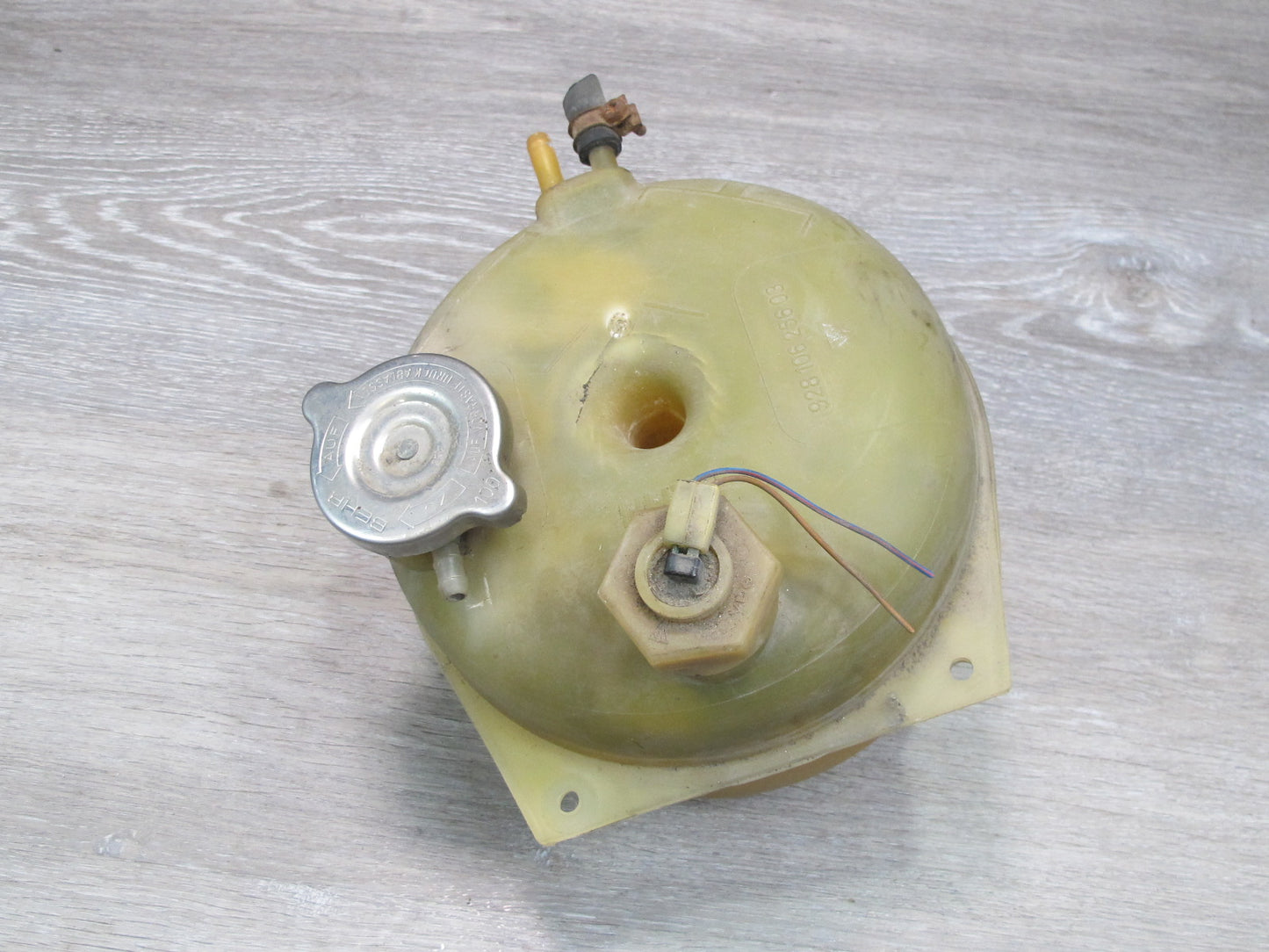 1983-1995 Porsche 928 S Engine Coolant Expansion Overflow Reservoir Tank Bottle