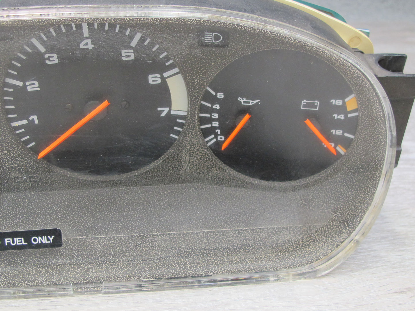 1984 Porsche 928 A/T Automatic Transmission Speedometer Instrument Cluster Gauge