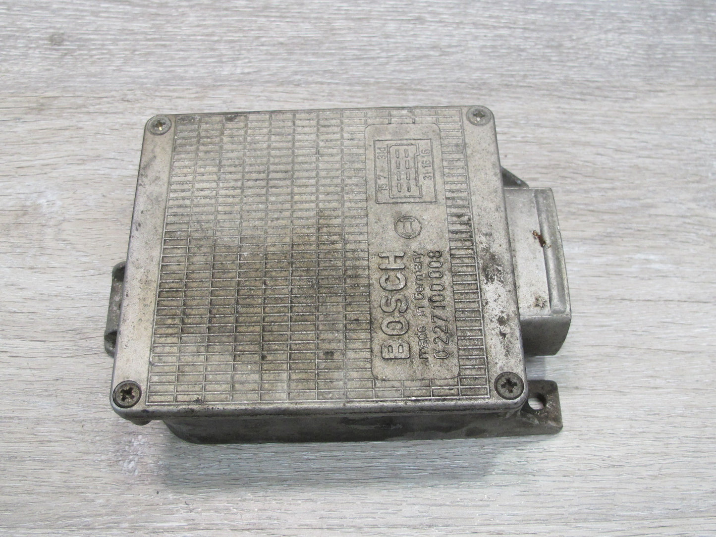 1979-1984 Porsche 928 S Bosch Ignition Control Module Unit