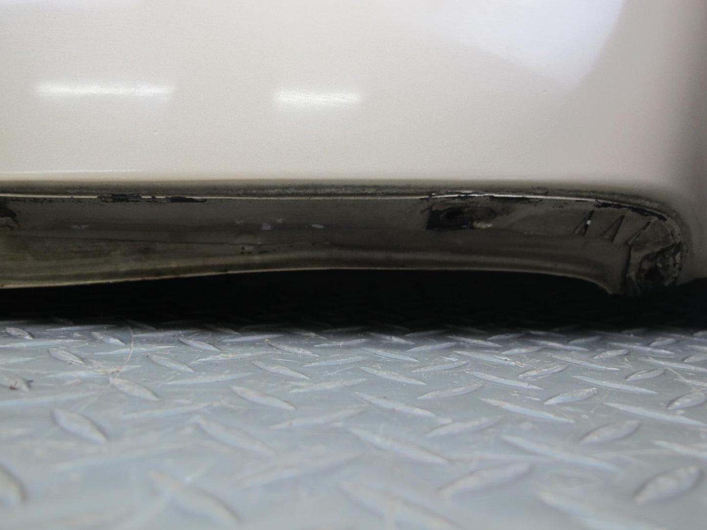 77-85 Mercedes W123 Front Hood Bonnet Shell Cover Panel Champagne OEM