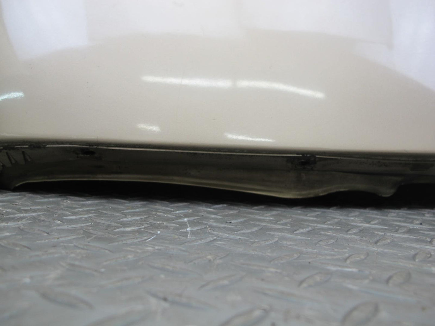 77-85 Mercedes W123 Front Hood Bonnet Shell Cover Panel Champagne OEM