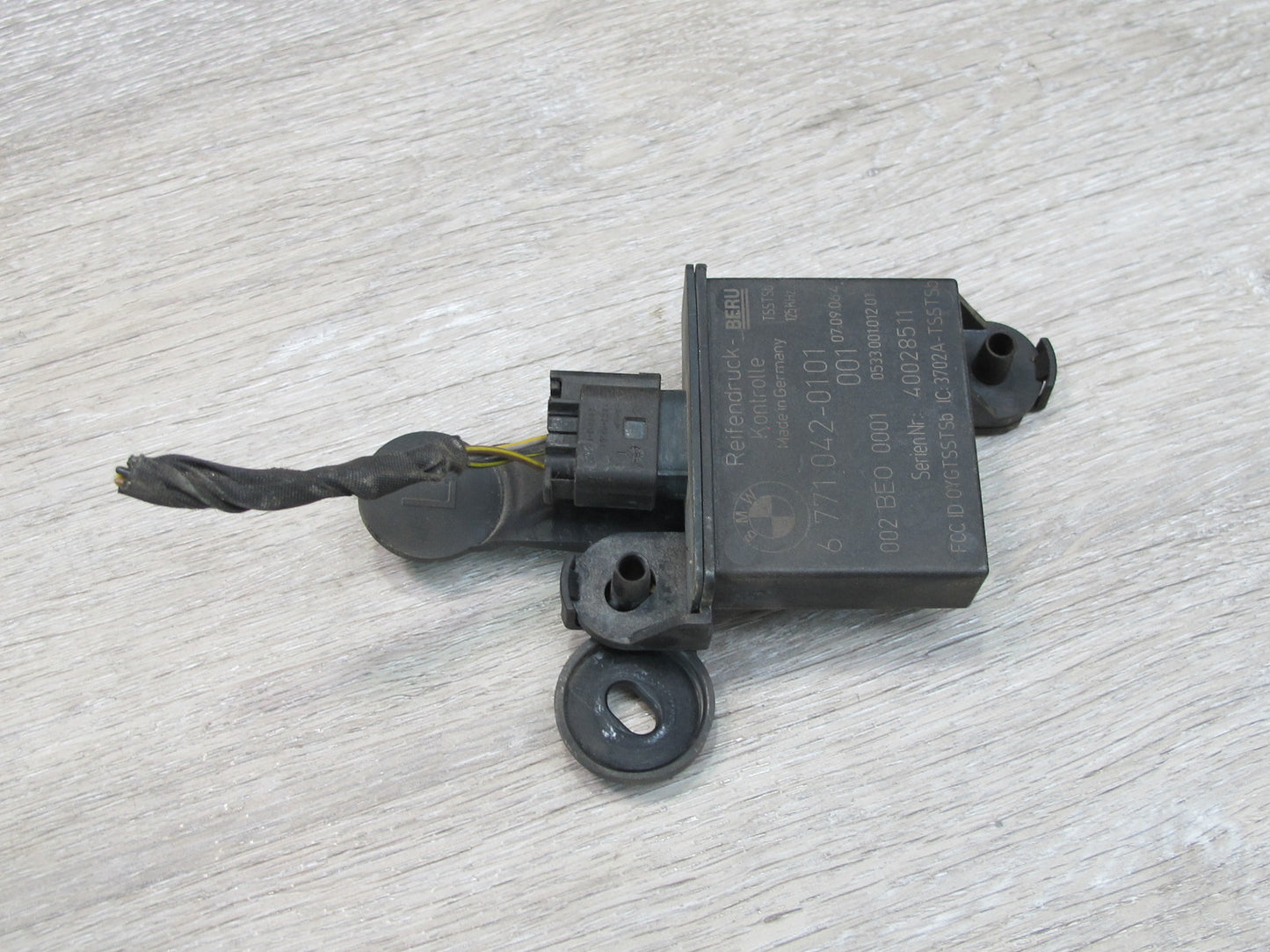 2006-2010 BMW E63 E64 RDC TPMS Tire Pressure Monitor Antenna Sensor Set