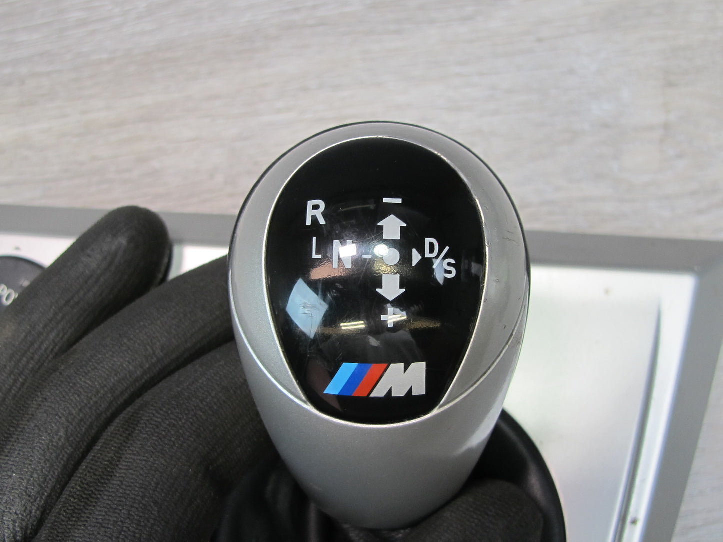 2006-2007 BMW E63 E64 M6 SMG Transmission Shifter Knob w Boot
