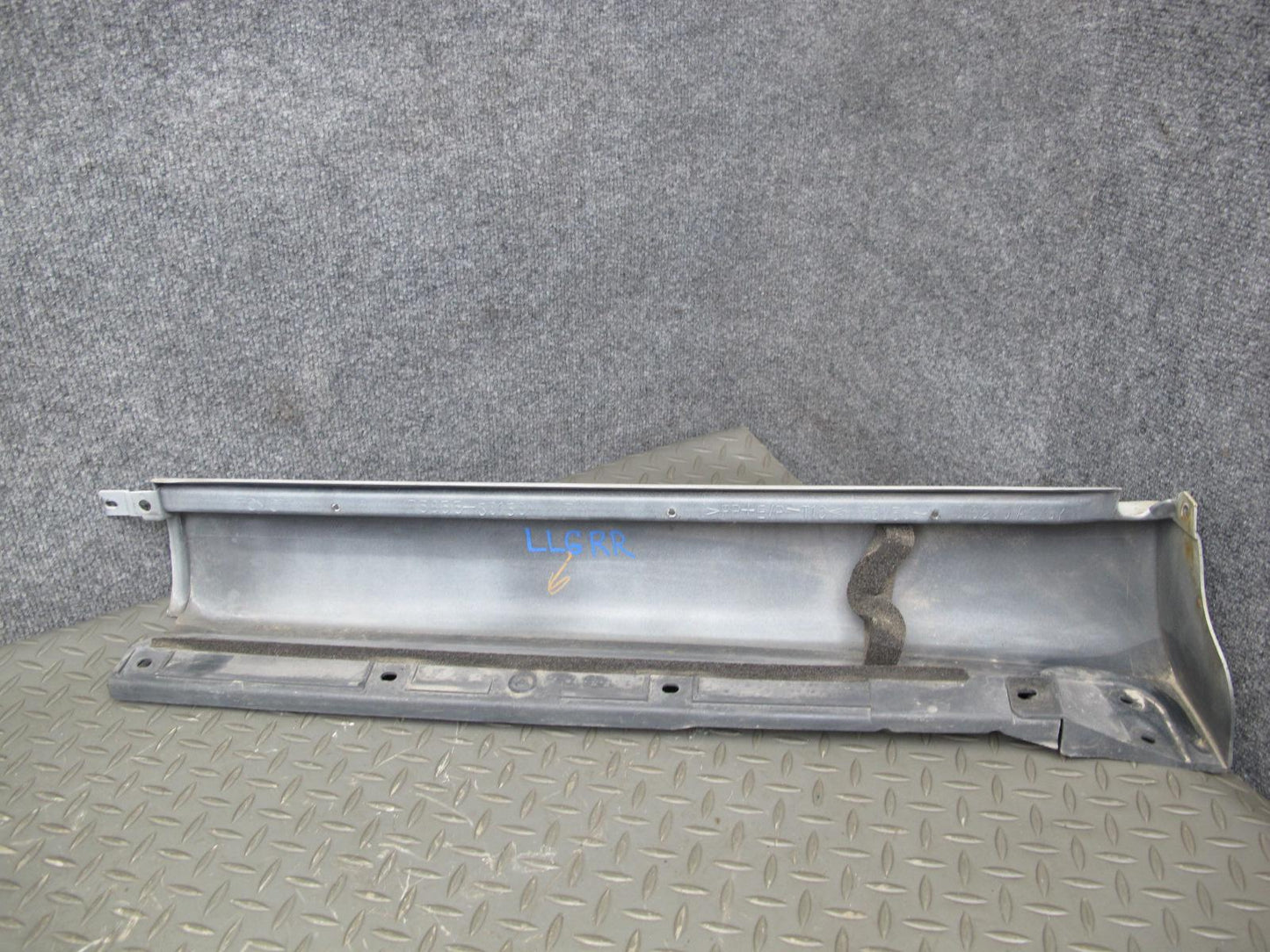 00-05 Lexus GS400 GS430 GS300 4pcs Left Right Side Skirt Rocker Panel Set OEM