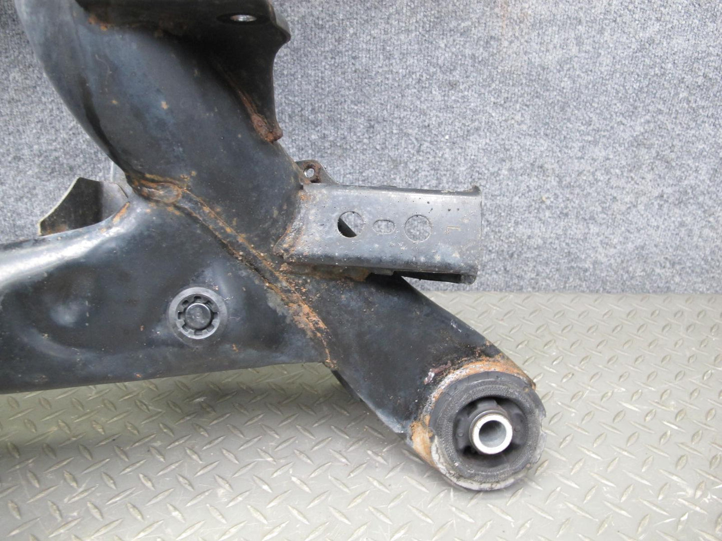 98-05 Lexus GS400 GS430 GS300 Rear Suspension Sub Frame Subframe Crossmember OEM