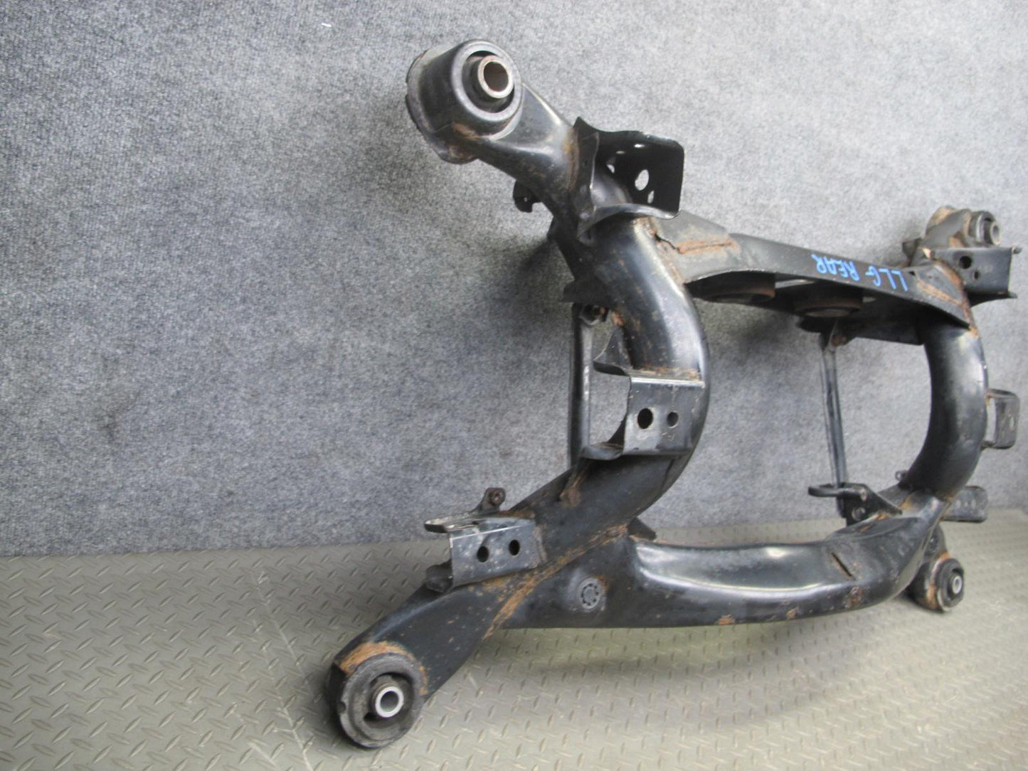 98-05 Lexus GS400 GS430 GS300 Rear Suspension Sub Frame Subframe Crossmember OEM
