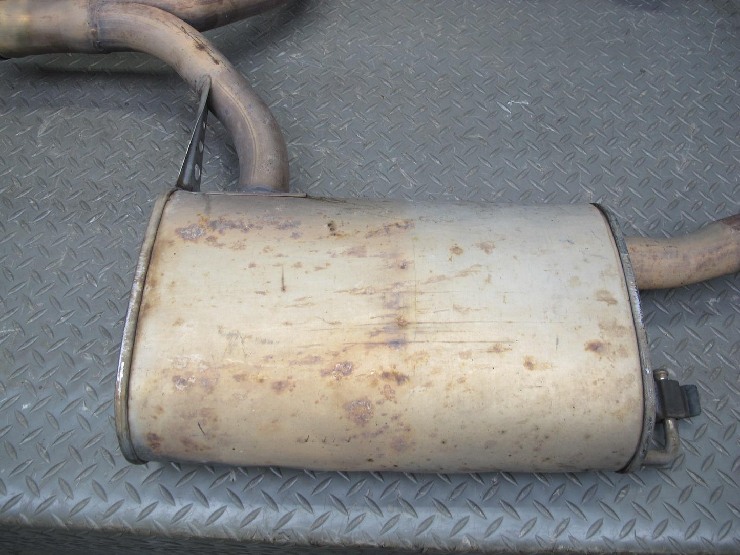98-00 Lexus UCF20L LS400 Exhaust Center Resonator Intermediate Pipe Set OEM