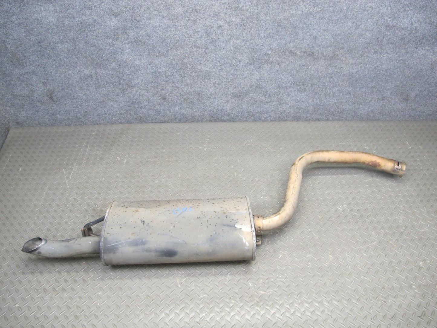 98-00 Lexus UCF20L LS400 Set of 2 Rear Left & Right Exhaust Muffler OEM