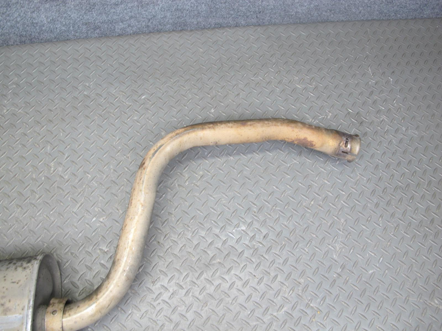 98-00 Lexus UCF20L LS400 Set of 2 Rear Left & Right Exhaust Muffler OEM