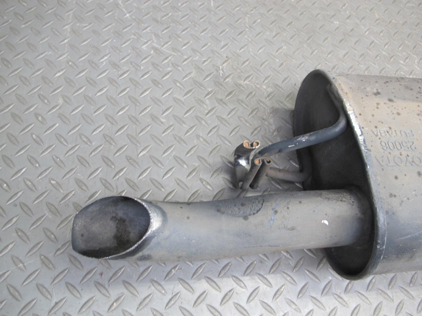 98-00 Lexus UCF20L LS400 Set of 2 Rear Left & Right Exhaust Muffler OEM