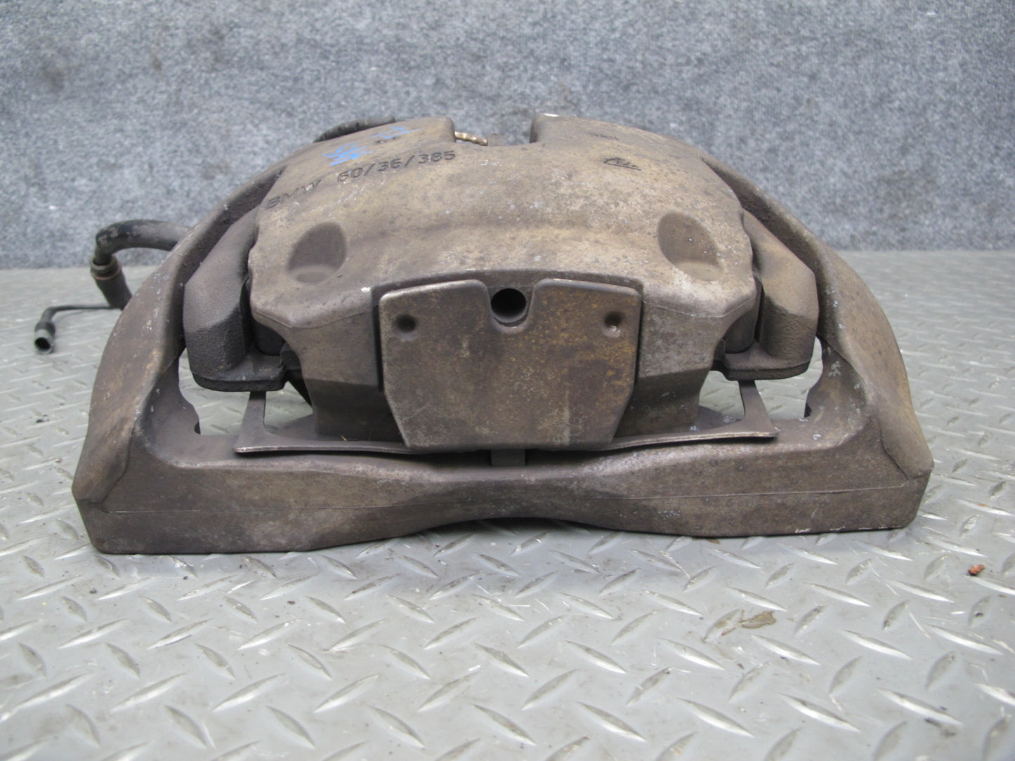 2010-2011 BMW X6 E72 Hybrid AWD Front Left & Right Side Brake Caliper Set of 2