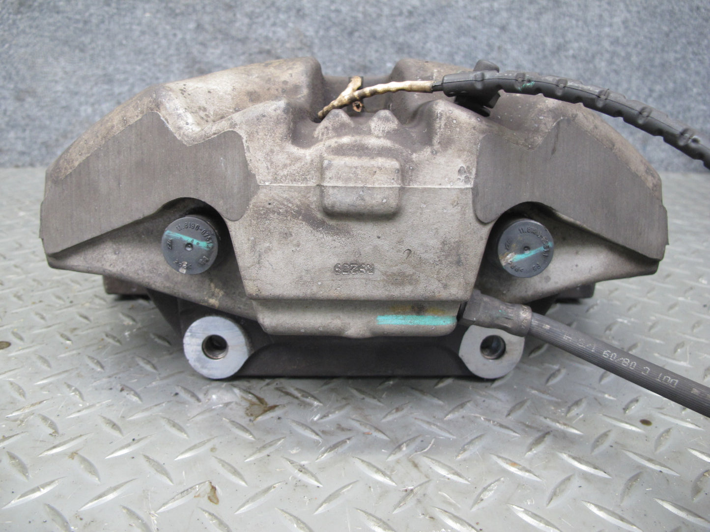 2010-2011 BMW X6 E72 Hybrid AWD Front Left & Right Side Brake Caliper Set of 2