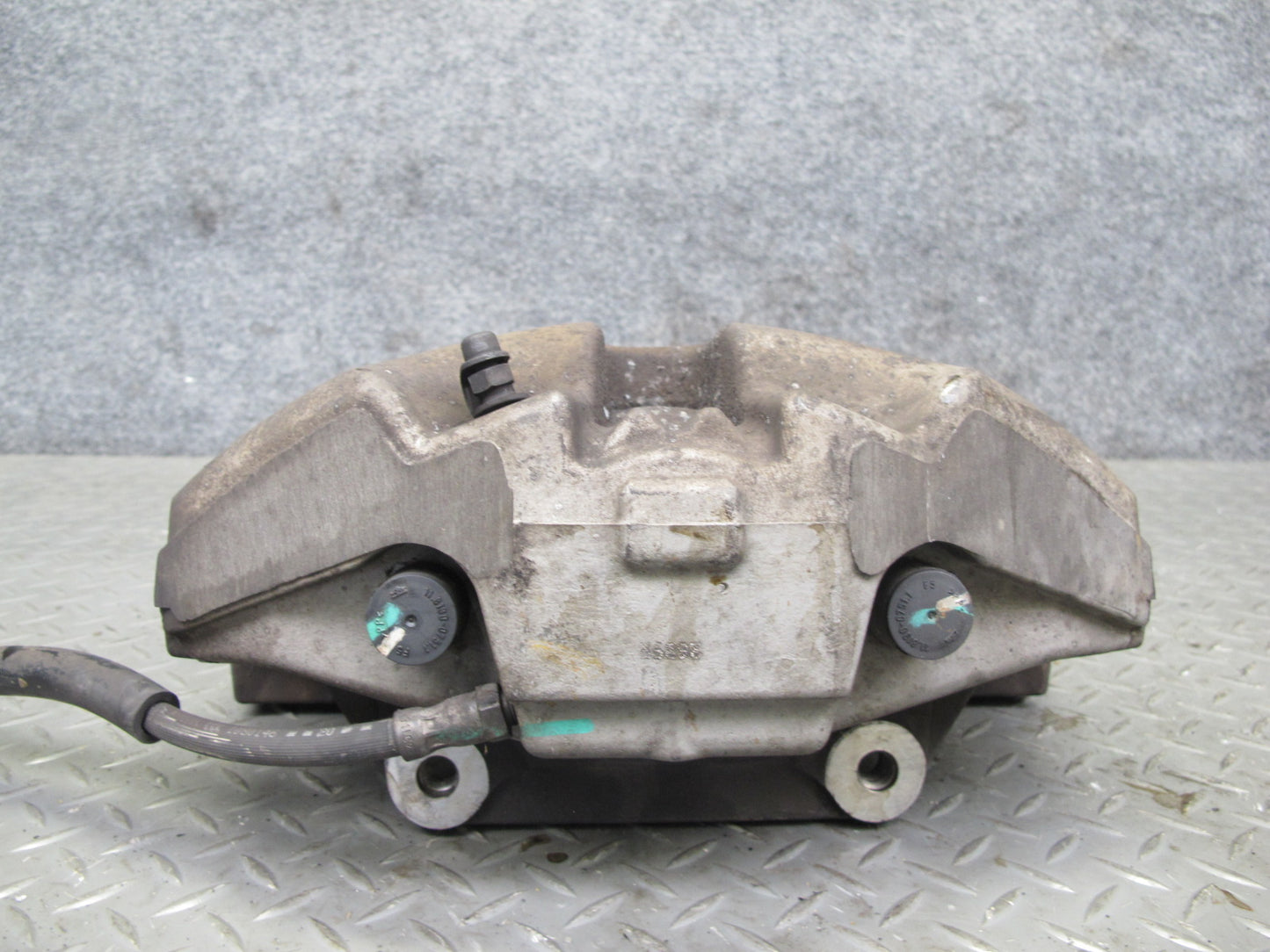 2010-2011 BMW X6 E72 Hybrid AWD Front Left & Right Side Brake Caliper Set of 2