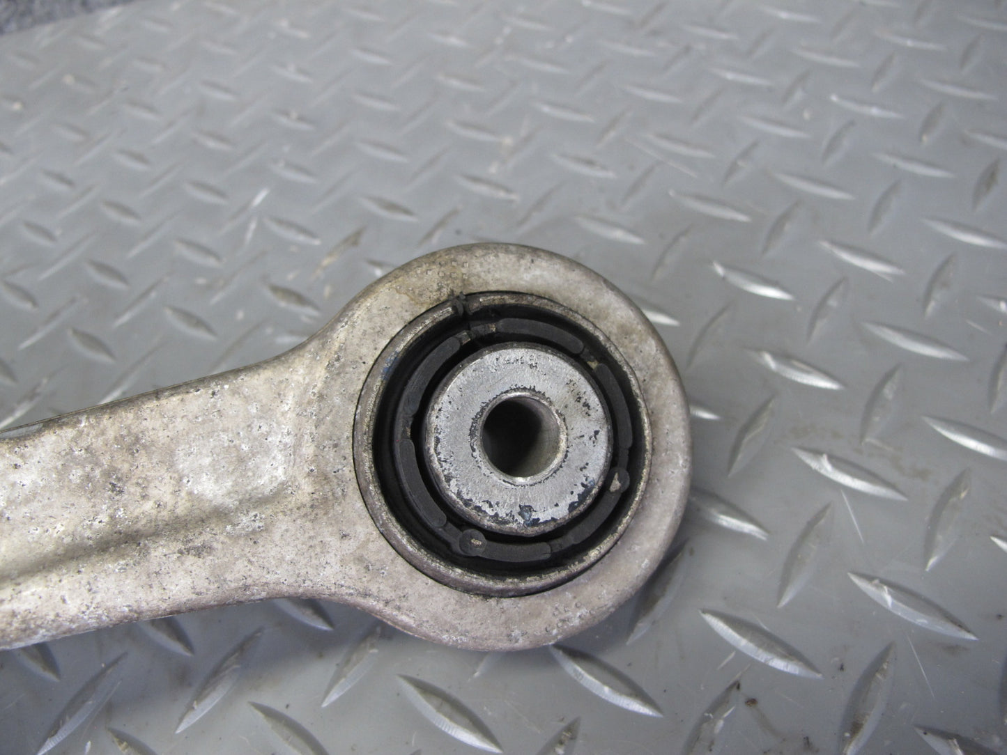 2008-2014 BMW E71 E72 X6 Rear Right Suspension Control Arm Set