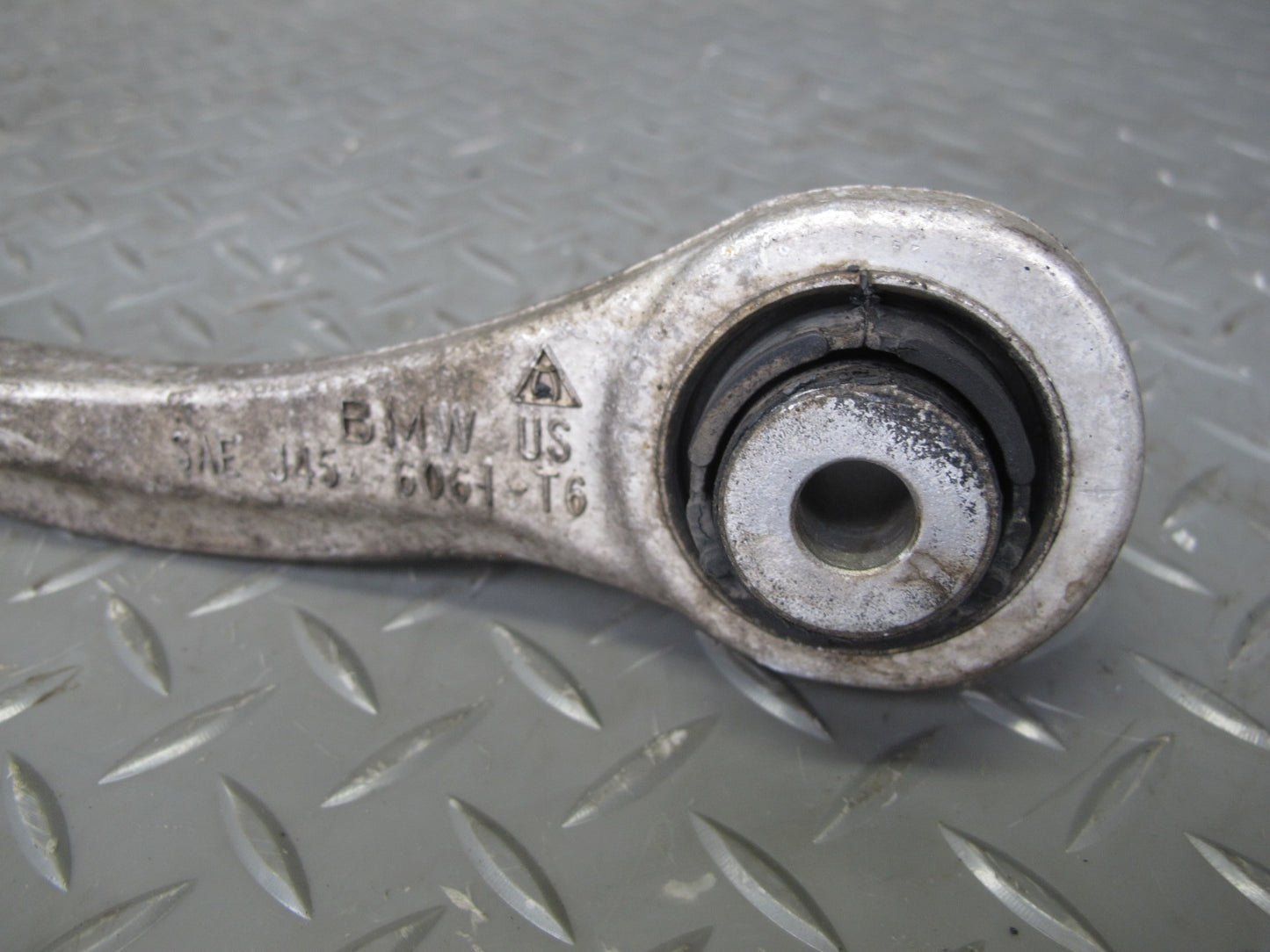 2008-2014 BMW E71 E72 X6 Rear Right Suspension Control Arm Set