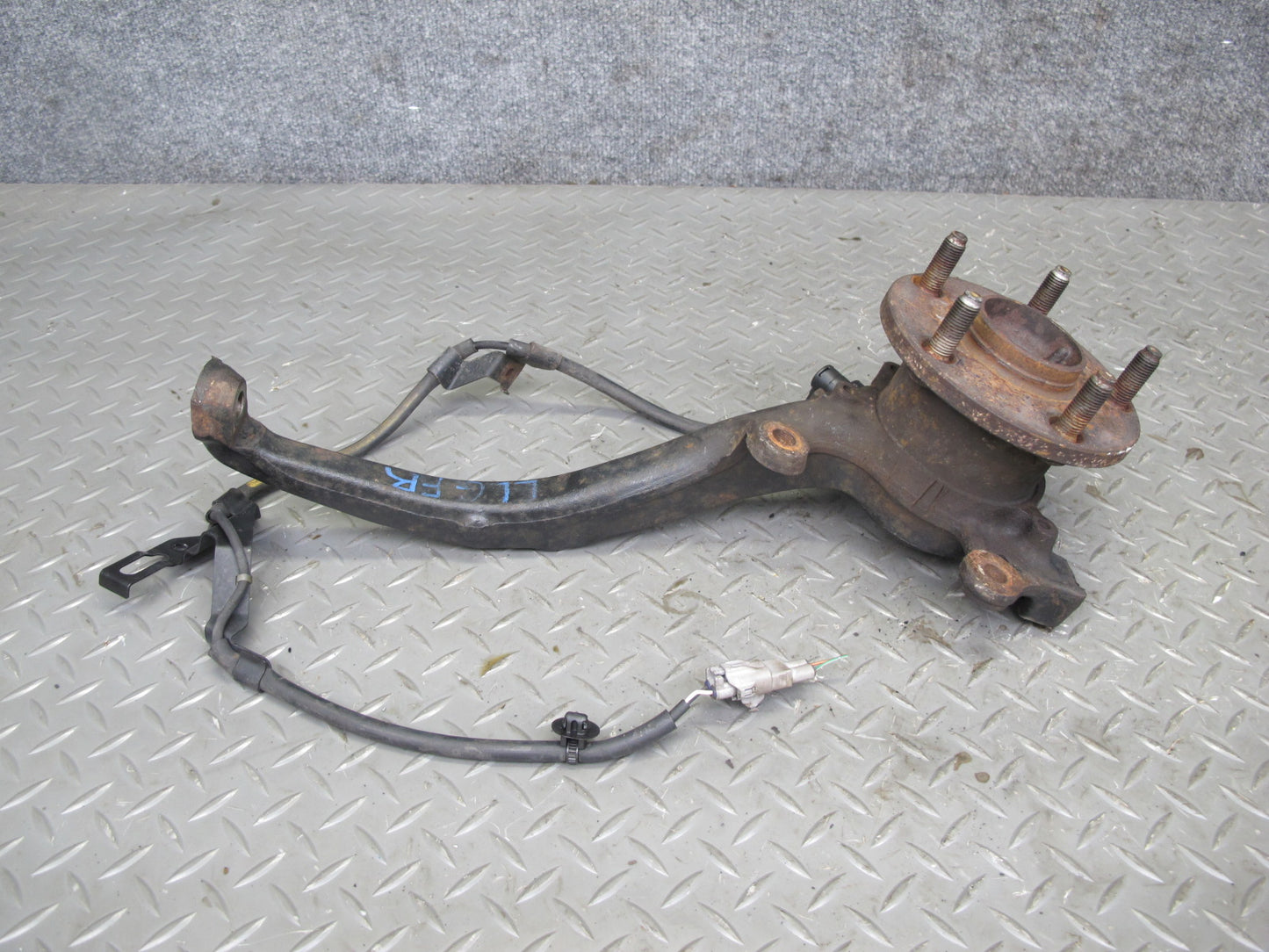 98-05 Lexus GS430 GS300 Front Right Spindle Knuckle Wheel Hub Bearing OEM