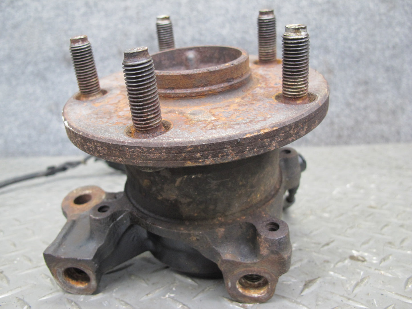 98-05 Lexus GS430 GS300 Front Right Spindle Knuckle Wheel Hub Bearing OEM