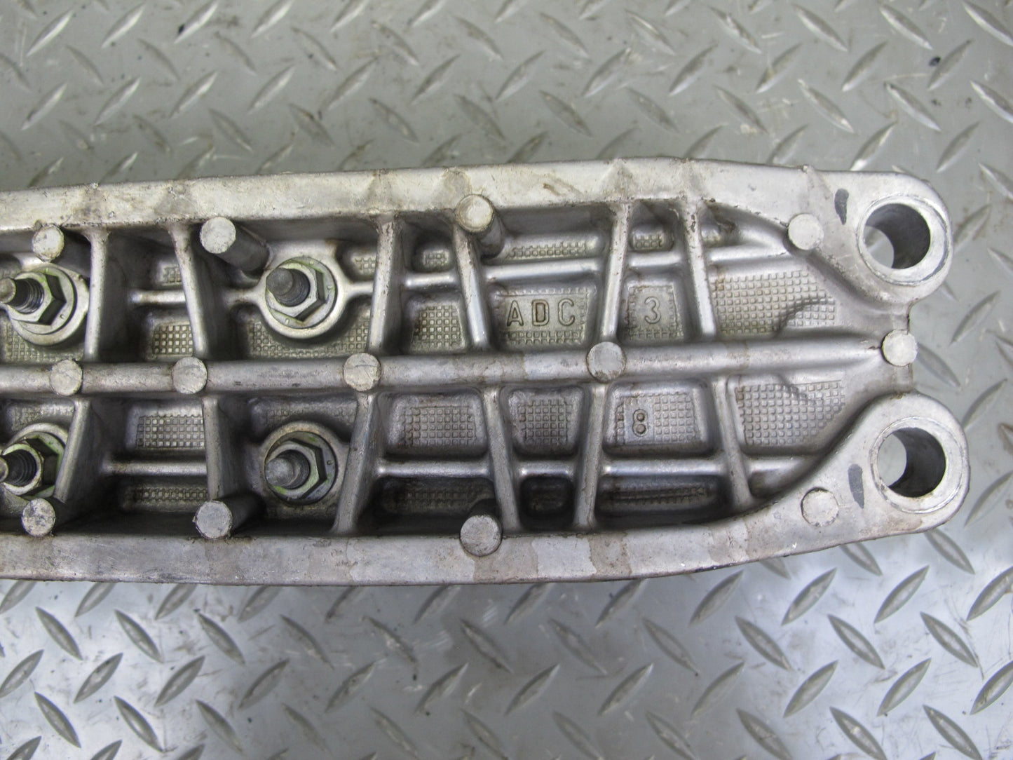 98-05 Lexus GS300 GS430 A/T Automatic Transmission Mount Bracket Support OEM