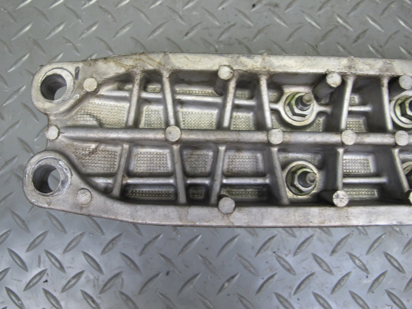 98-05 Lexus GS300 GS430 A/T Automatic Transmission Mount Bracket Support OEM
