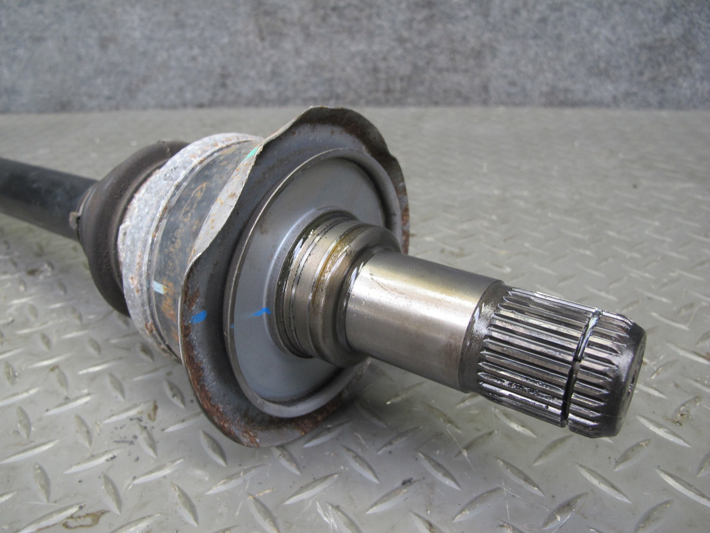 2010-2011 BMW E72 X6 Hybrid AWD Rear Left or Right Axle Shaft 7564128 OEM