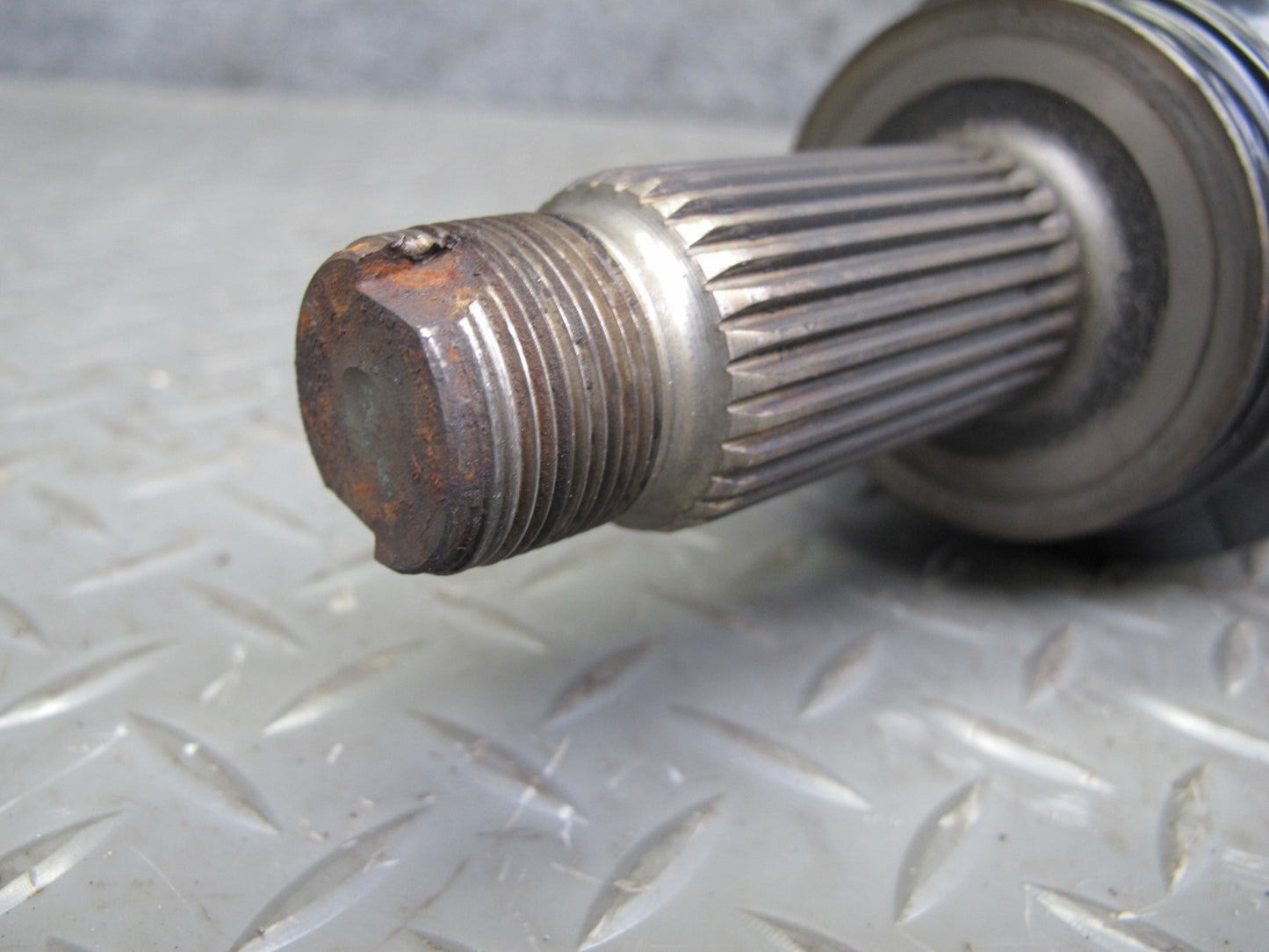 2010-2011 BMW E72 X6 Hybrid AWD Rear Left or Right Axle Shaft 7564128 OEM