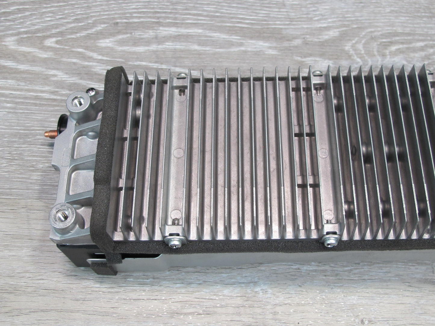08-09 Lexus UVF46L LS600HL High Voltage Hybrid Battery Converter Module OEM