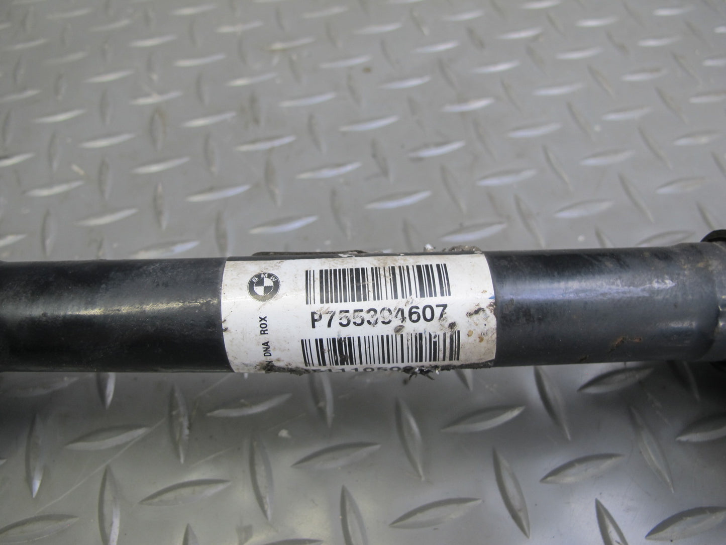 2008-2014 BMW E71 E72 X6 AWD Front Right Suspension Axle Shaft 7553946 OEM