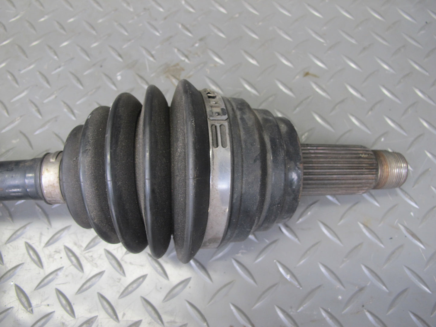 2008-2014 BMW E71 E72 X6 AWD Front Right Suspension Axle Shaft 7553946 OEM
