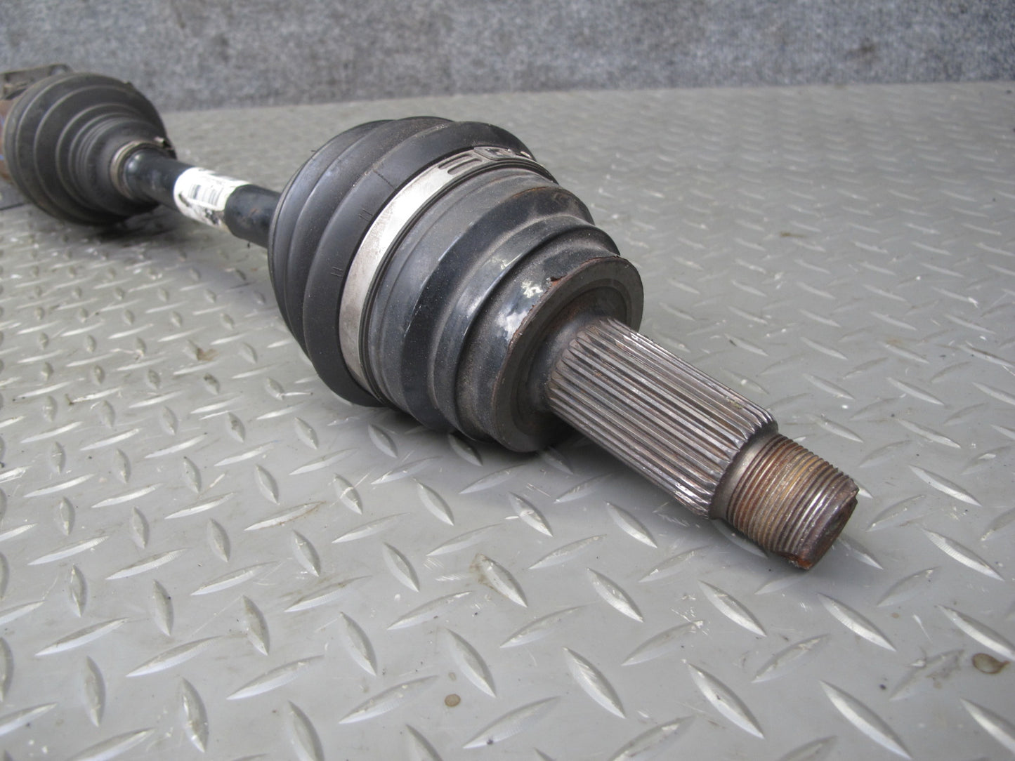 2008-2014 BMW E71 E72 X6 AWD Front Right Suspension Axle Shaft 7553946 OEM