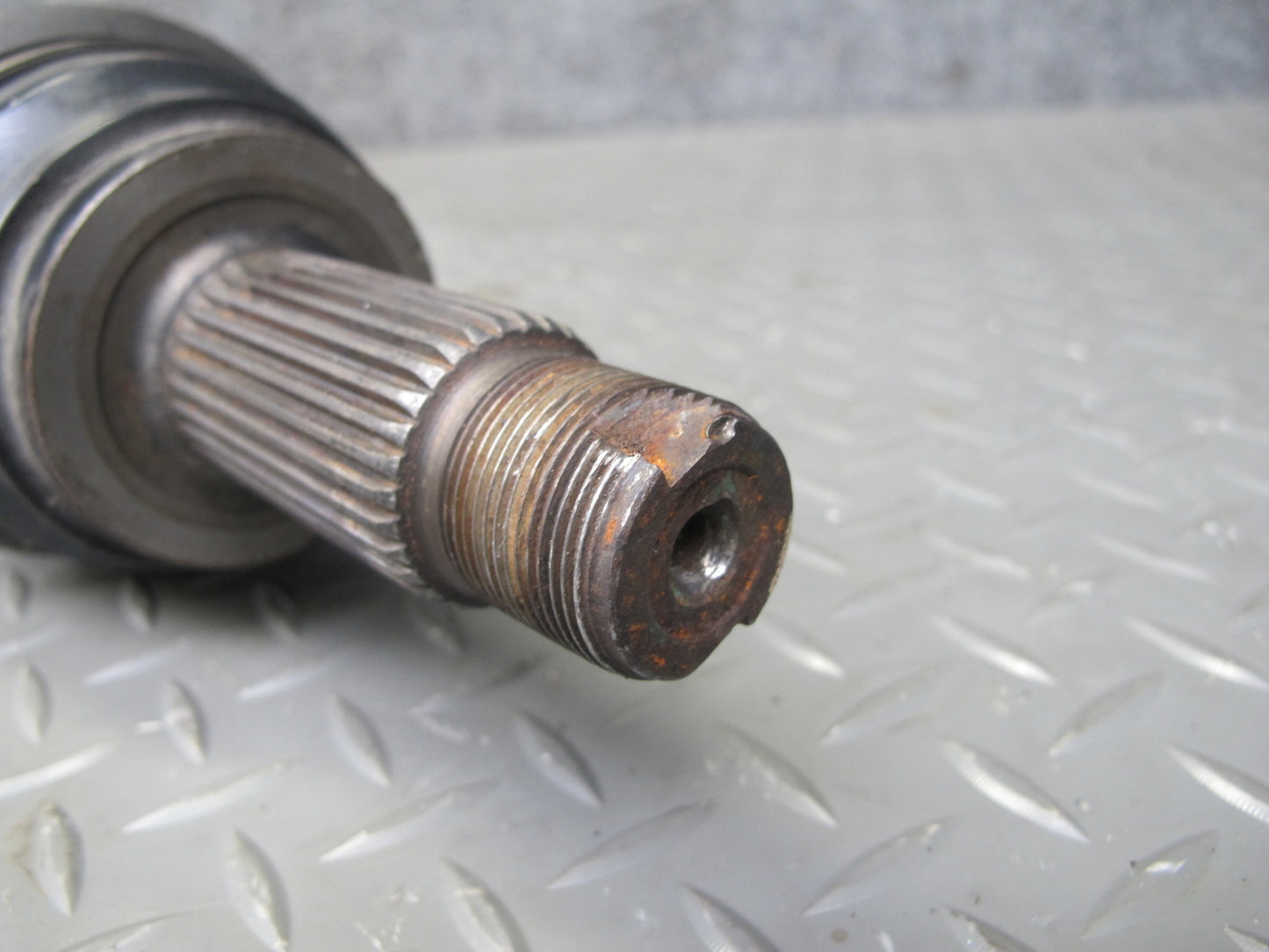 2008-2014 BMW E71 E72 X6 AWD Front Right Suspension Axle Shaft 7553946 OEM