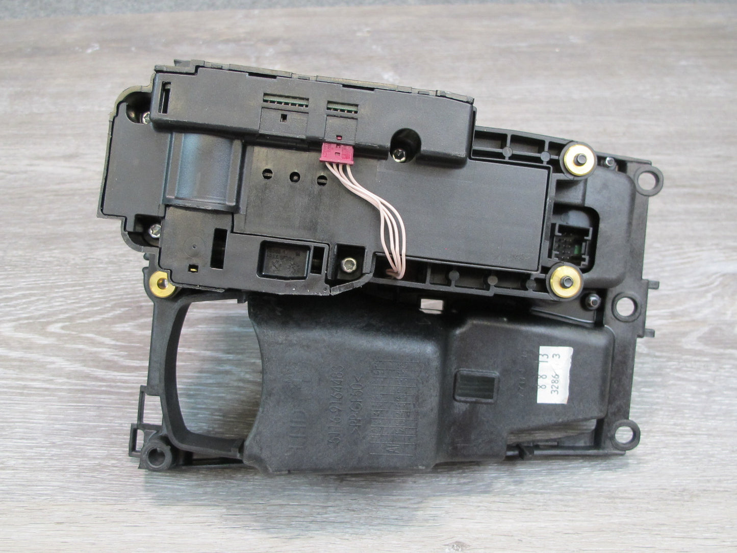 10-14 BMW E70 E71 X5M X6M A/T Automatic Transmission Gear Shifter Selector OEM