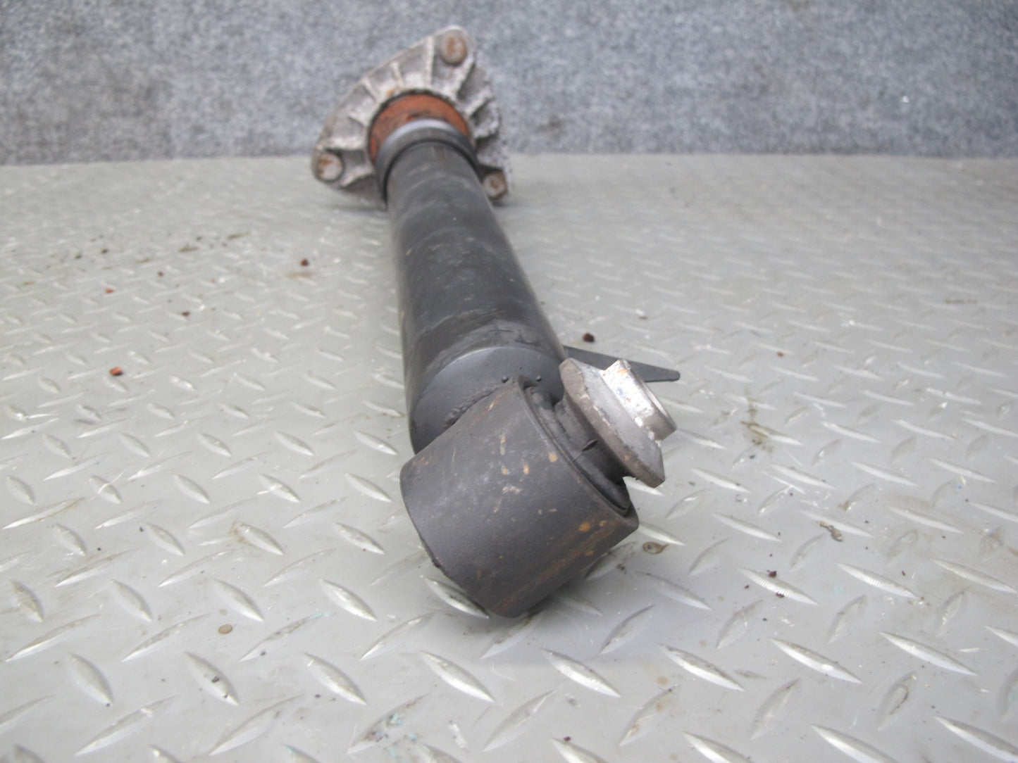2010-2011 BMW E72 X6 AWD Hybrid Rear Left & Right Strut Shock Absorber Set of 2