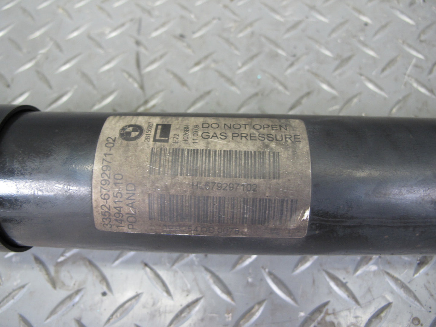 2010-2011 BMW E72 X6 AWD Hybrid Rear Left & Right Strut Shock Absorber Set of 2