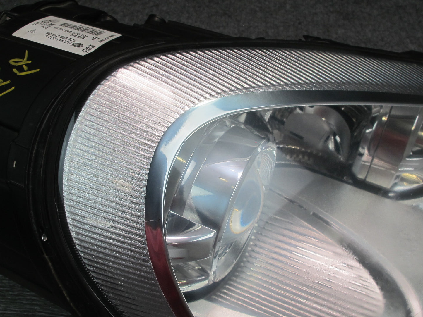 08-10 Porsche Cayenne 957 Front Right Side Xenon HID AFS Adaptive Headlight Lamp