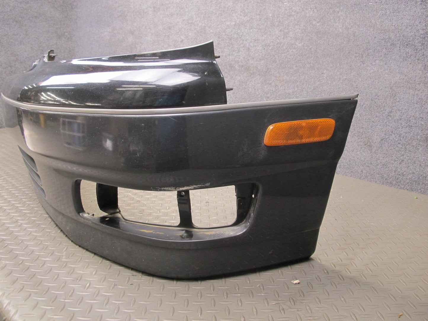 98-00 Lexus UCF20L LS400 Front Bumper Cover Black OEM