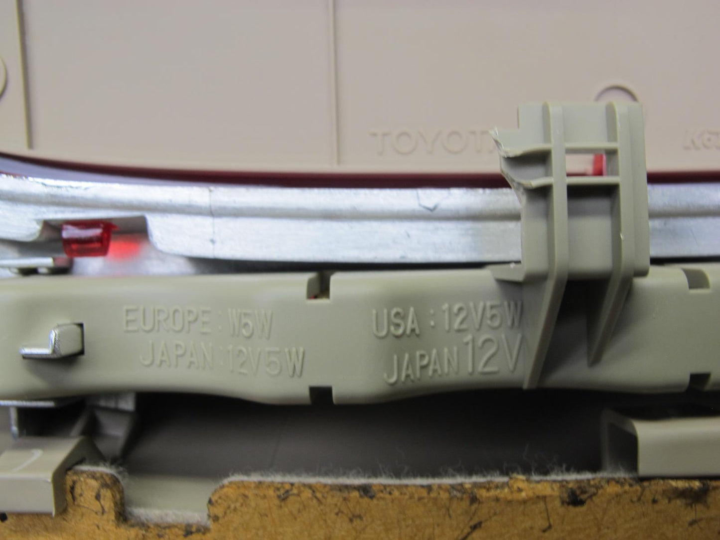 98-05 Lexus GS430 GS300 Rear Parcel Shelf Deck Trim Panel w Brake Light OEM