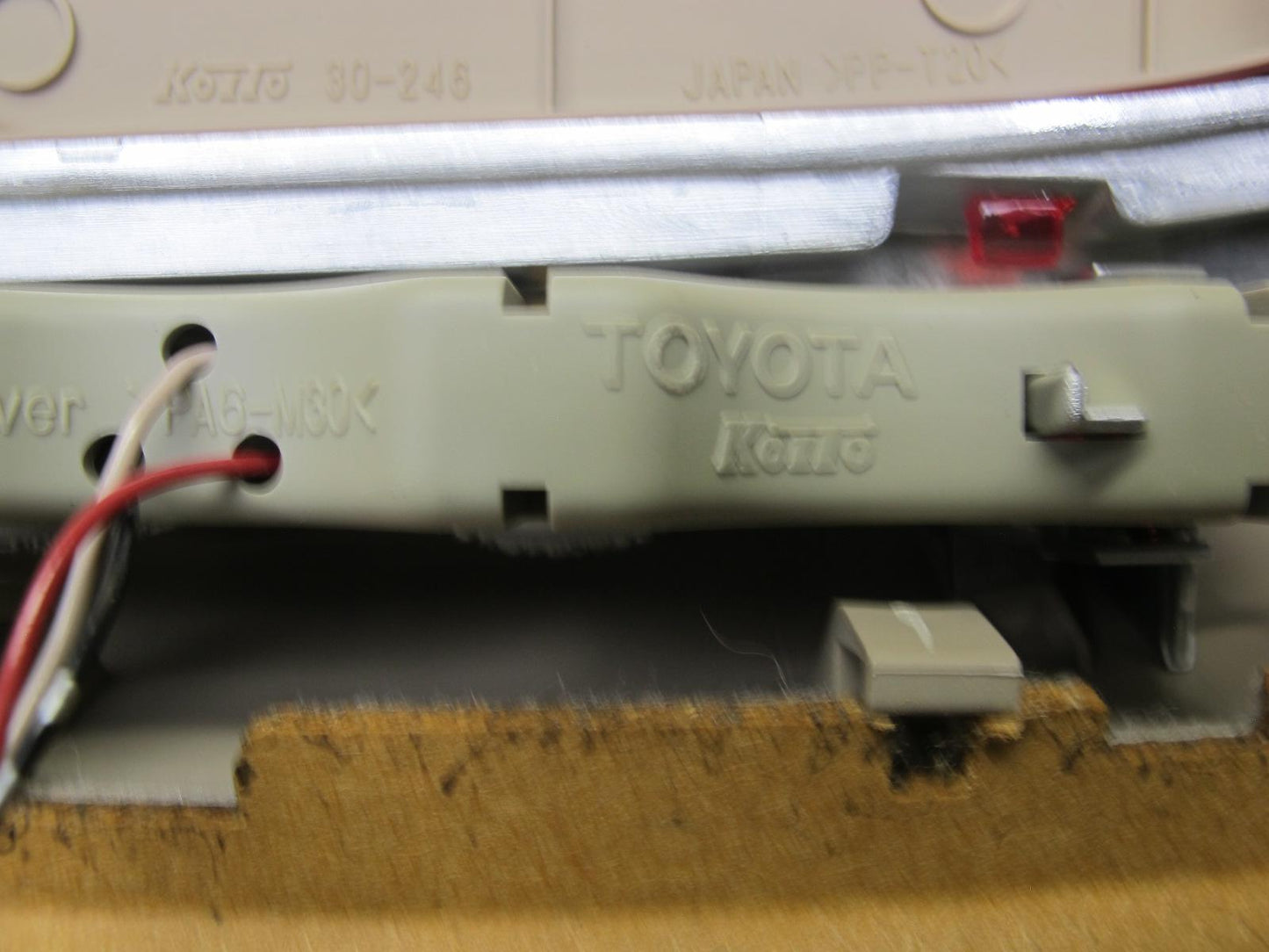 98-05 Lexus GS430 GS300 Rear Parcel Shelf Deck Trim Panel w Brake Light OEM