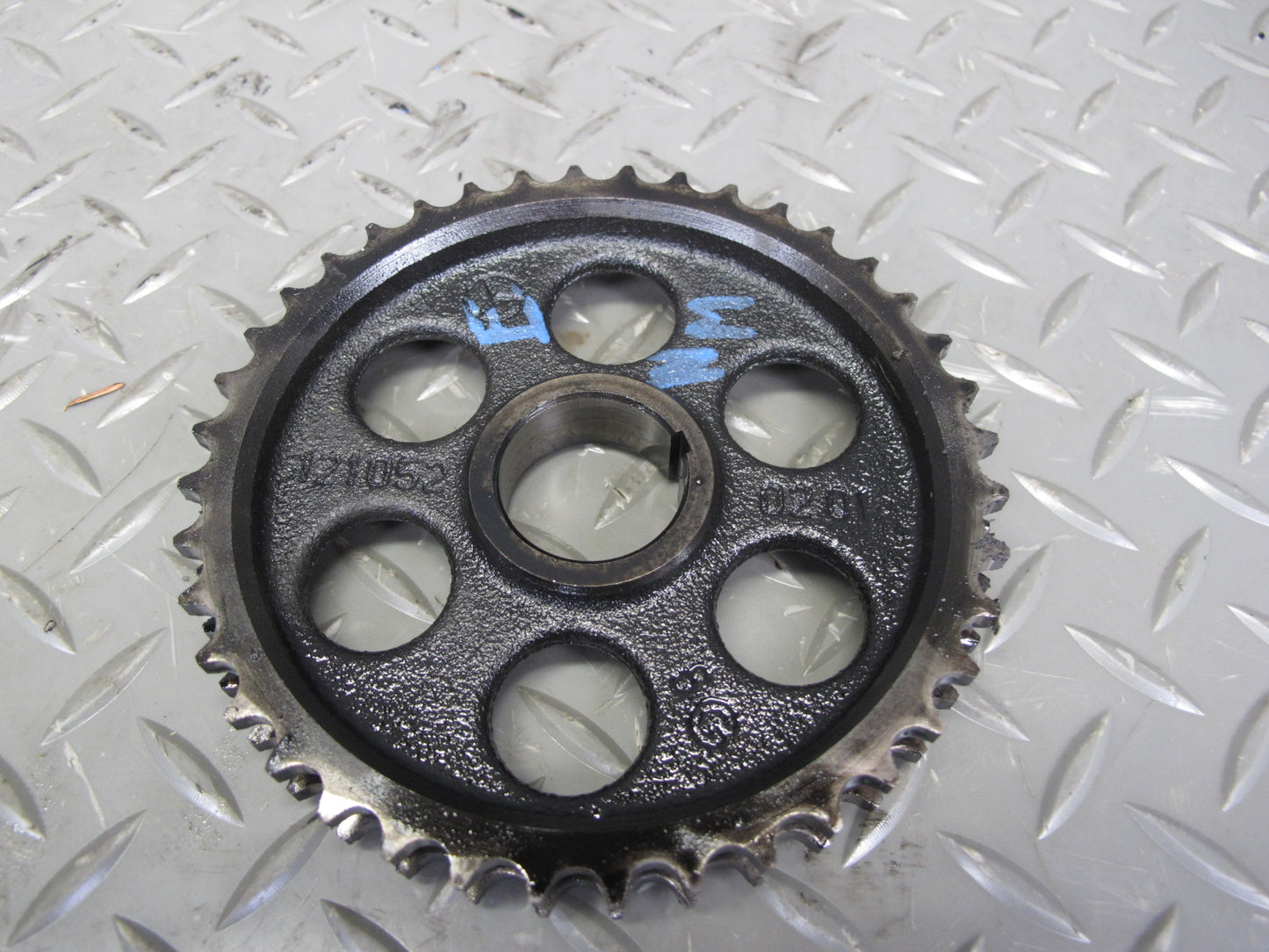 82-85 Mercedes W123 300D 3.0L 617.952 Diesel Engine Timing Chain Sprocket Set